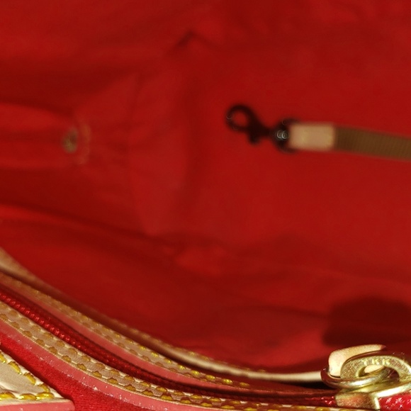 Hand Bag - Picture 6 of 7